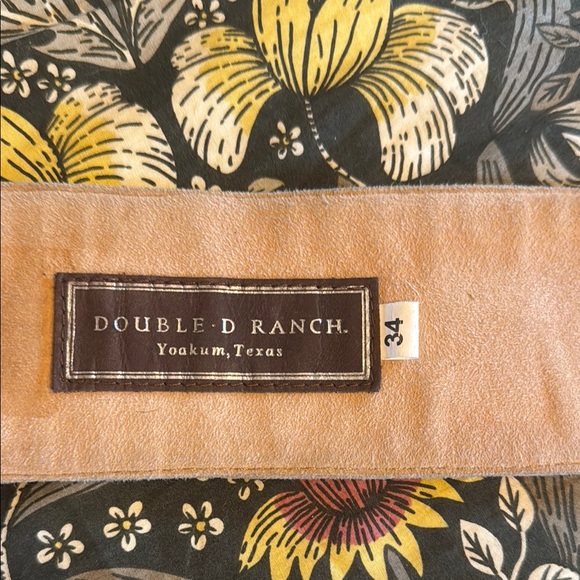 Colorful Beaded Belt - Picture 3 of 4